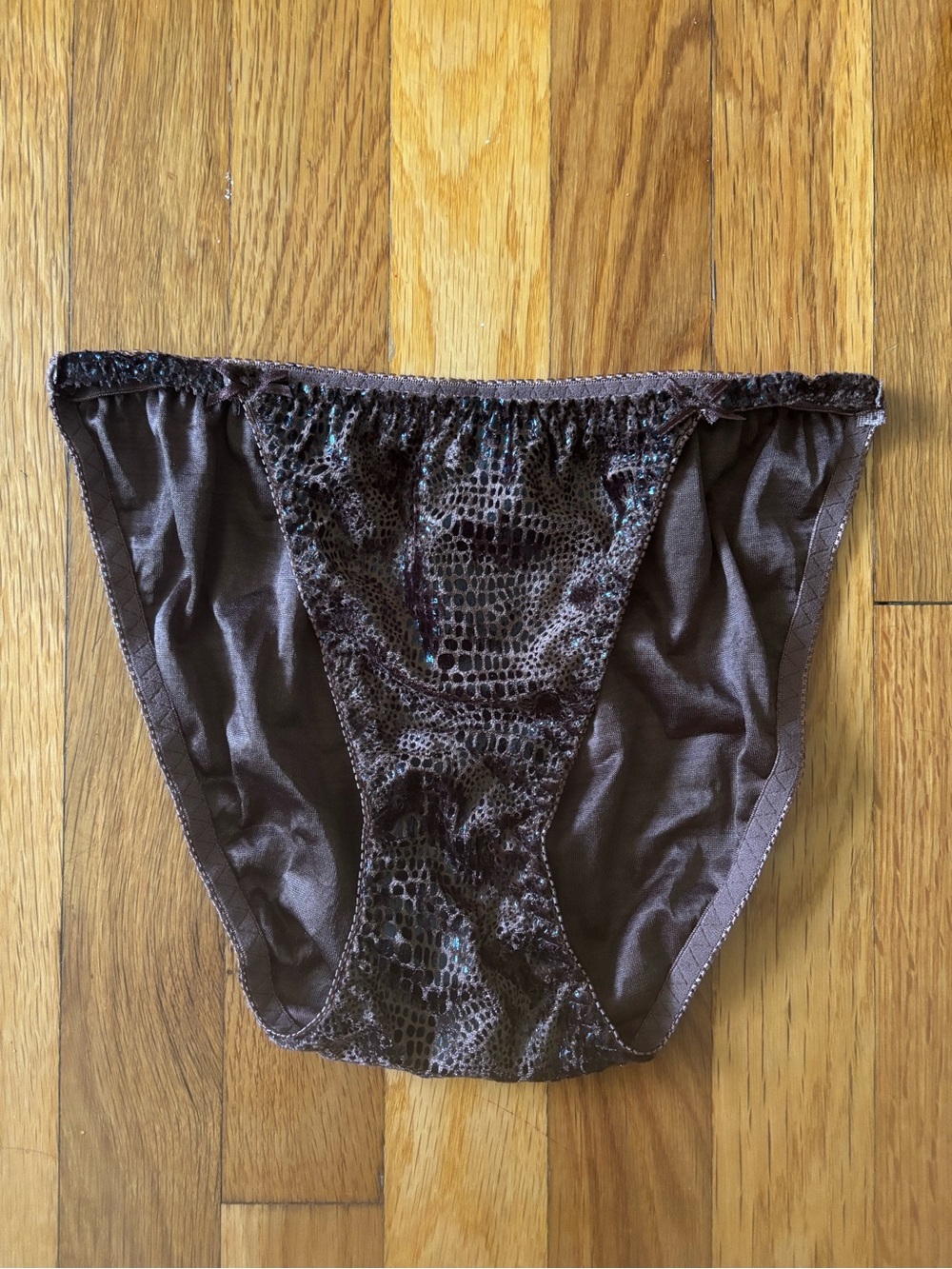 René Rofé Brown Satin & snakeskin lingerie